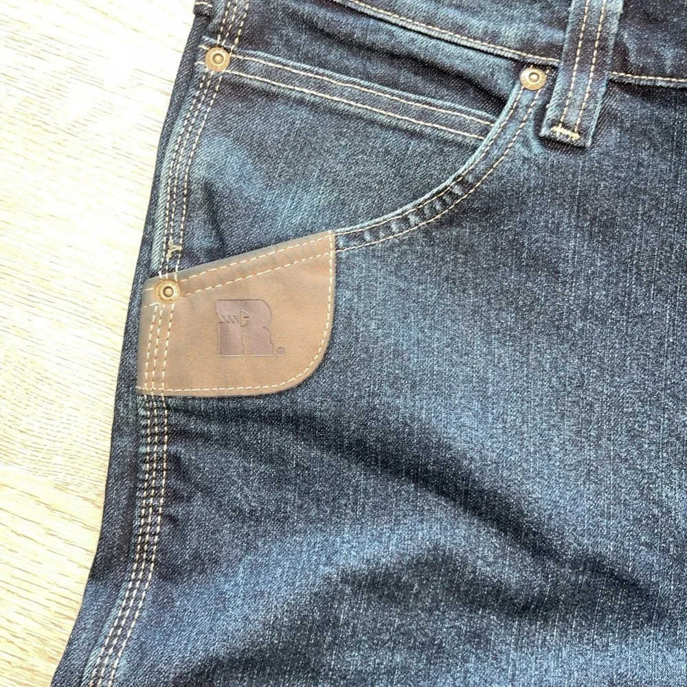 NEW Wrangler Riggs Workwear 5 Pocket Relaxed Fit Jeans - 40x30 NWT Room2Move